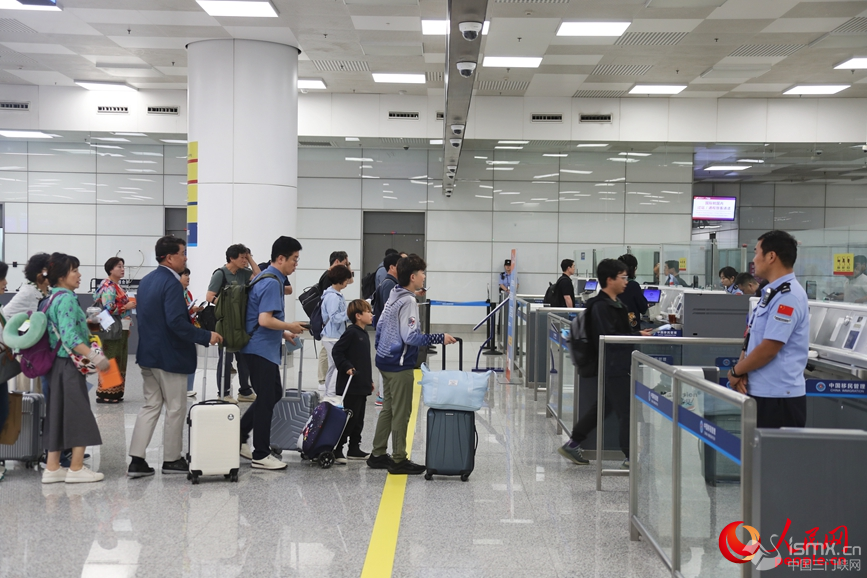 �������H�C(j��)����(n��i)�ȴ��뾳���ÿ�������W(w��ng) ��ƽ�z